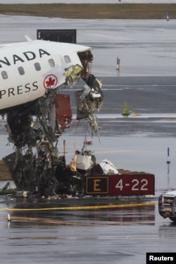 El accidente dejó dos muertos y decenas de heridos.