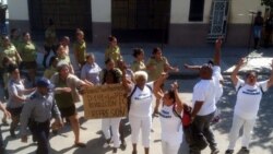 Damas de Blanco Oilyn Hernández y Gladis Capote fueron liberadas