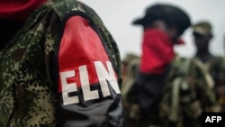Insignia del ilegal Ejército Nacional de Liberación colombiano. (Luis Robayo/AFP)