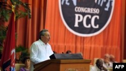 Foto Archivo. Raúl Castro en el 6to Congreso del Partido Comunista de Cuba.