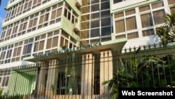 Hoy con Dairis González, Emilio Almaguer, Danmara Velázquez, Ernesto Pérez y Luis Manuel Otero