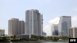 Vista general del centro financiero de la ciudad de Miami, Florida.