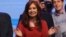 Cristina Fernández de Kirchner celebra el domingo la victoria del peronismo en las elecciones presidenciales de Argentina (Foto: Agustin Marcarian/Reuters).