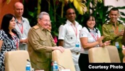Raúl Castro y Sucelys Morfa