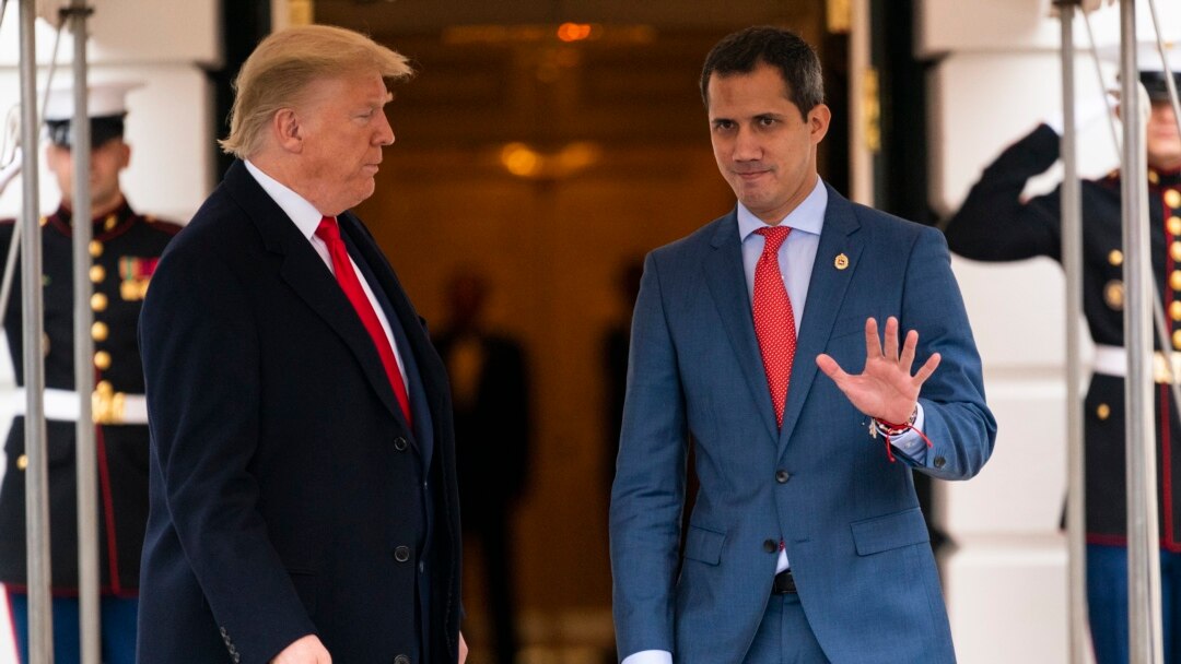 El presidente Donald Trump recibe al presidente encargado de Venezuela, Juan Guaidó, en la Casa Blanca, el miércoles 5 de febrero de 2020, en Washington DC.