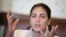 La hija del disidente cubano Oswaldo Payá, fallecido el año pasado, Rosa María Payá, habla durante una entrevista hoy, martes 20 de agosto de 2013, en el Palacio Legislativo, en Montevideo, Uruguay