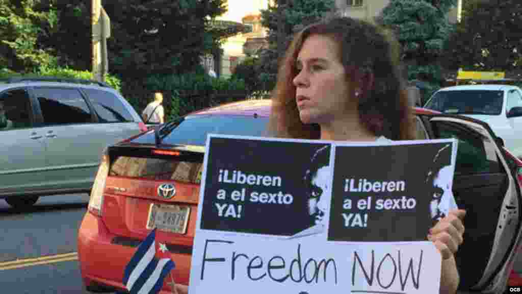 Libertad para el Sexto reclaman ante embajada cubana