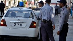 Dos Damas de Blanco bajo vigilancia policial en Matanzas
