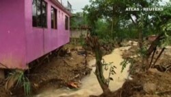 El paso de la tormenta Earl por México deja 40 fallecidos