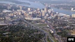  Vista aérea de Detroit, Michigan (EE.UU.)julio de 2013. Detroit declaróla mayor bancarrota municipal de la historia estadounidense tras ser incapaz de mantener una década de deuda creciente y población menguante en medio de la profunda crisis industrial 