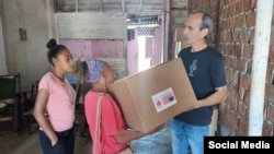 Cáritas Cuba entrega ayuda huminataria de EEUU por huracán Melissa en Cuba. Foto: caritascuba.org
