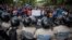 Estudiantes y profesores universitarios piden mejoras educacionales en Venezuela. 
