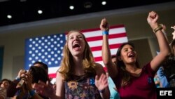 En la pasada campaña por la presidencia de Estados Unidos no pocos jóvenes siguieron a Bernie Sanders y luego a Hillary Clinton.