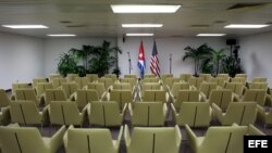 Sala del Palacio de Convenciones de La Habana donde se reunieron en enero las delegaciones de EEUU y Cuba encabezadas por Roberta Jacobson y Josefina Vidal, respectivamente.