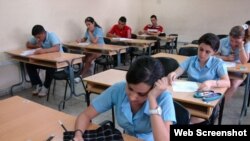 Estudiantes de enseñanza preuniversitaria en Cuba.