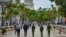 Policías en El Paseo del Prado, La Habana. (Yamil Lage/AFP/Archivo)