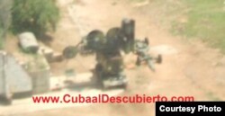 Armas "obsoletas": Radar Fan Song sobre un blindado en Holguín (foto Cuba al Descubierto)