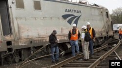 Tren de AMTRAK descarrilado.