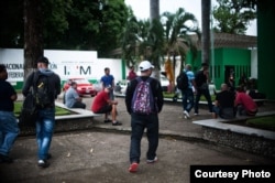 Alrededor de 40 cubanos llegan a diario a la estación migratoria de Tapachulas, en Chiapas, México.