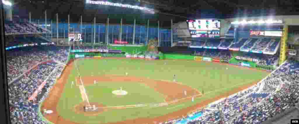 Estadio de los Marlins en Miami. Foto/ Hector Carrillo