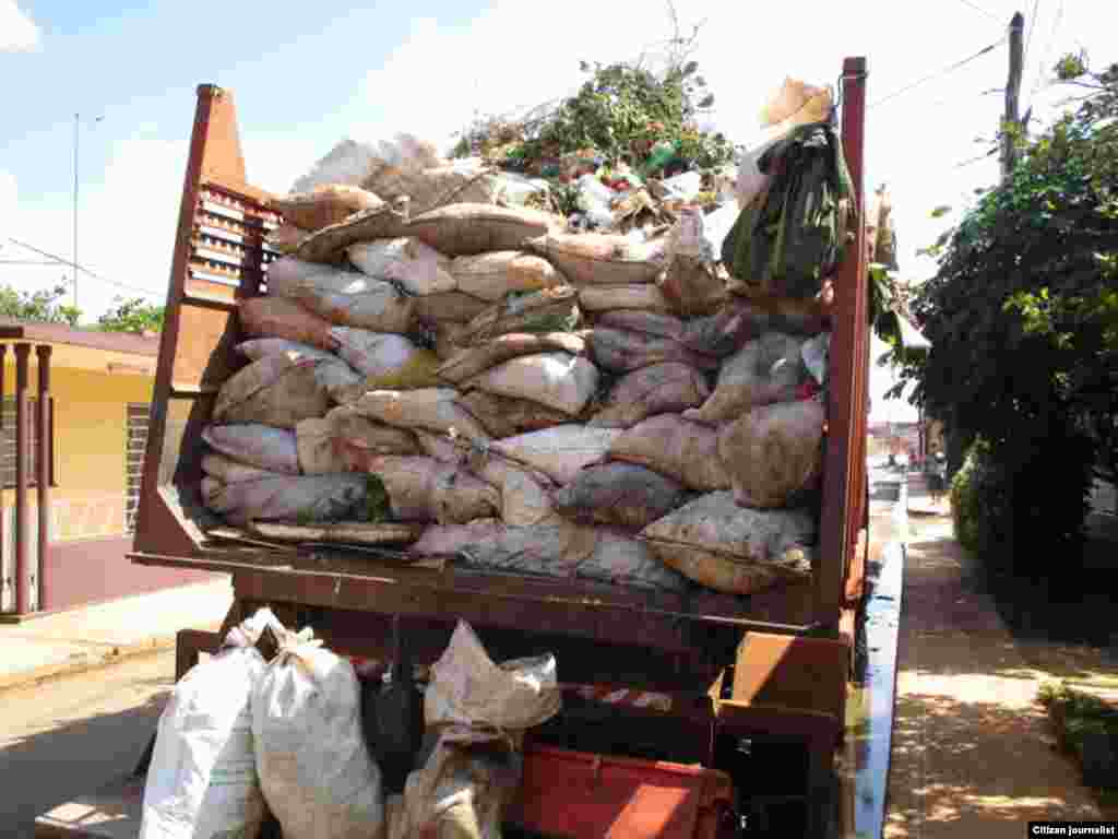 Reporta Cuba recogida de basura Foto Martha Domínguez