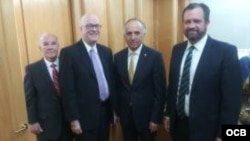 Canciller de Chile Teodoro Ribera Neumann, Dr. René Bolio, Dr. Orlando Gutierrez-Boronat y Sr. Luis Zuñiga (Foto: Paul Sfeir - Radio TV Martí)