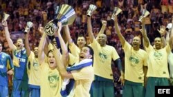 El equipo Maccabi de Tel Aviv derrotó 98-86 al Real Madrid en la final de la Euroliga de básquetbol.