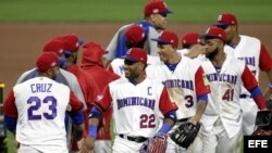Dominicana celebra su victoria.