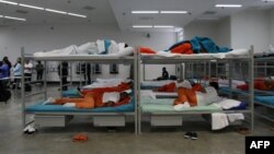 Vista de un Centro de detención para migrantes en Texas.