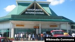 Aeropuerto Internacional Frank País, en Holguín, Cuba. 