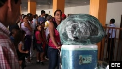 El envío de paquetes a Cuba es muy utilizado en Miami, donde vive la mayor comunidad de cubanos en EEUU.