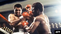 Leon Spinks vs Muhammad Ali, el 15 de febrero de 1978 en Las Vegas. (AFP).