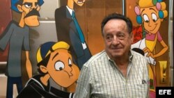 El célebre cómico mexicano Roberto Gómez Bolaños, conocido como "Chespirito", nombre de uno de sus personajes. 