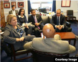 Congresistas se reunieron con el disidente cubano Guillermo Fariñas