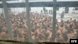 Reclusos en una prisión brasileña. 