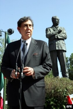 El hijo del ex presidente mexicano Lázaro Cárdenas, y líder del PRD Cuauthémoc Cárdenas.
