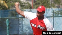 Carlos Manuel Portuondo, lanzador santiaguero.