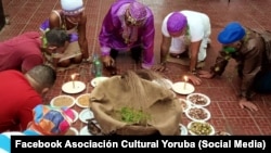 Ceremonina religiosa para dictar la letra del año.