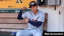 El torpedero de los Tigres de Detroit, el habanero José Iglesias, conectó para .421 (8 imparables en 19 turnos), con 2 carreras remolcadas, 1 anotada, 2 ponches y 1 base por bolas en los últimos 7 juegos de la temporada 2016 de las Grandes Ligas.<br />
