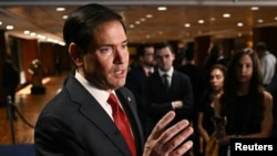 El secretario de Estado de EEUU, Marco Rubio, habla con la prensa al margen de la reunión de ministros de Asuntos Exteriores de la Asociación de Naciones del Sudeste Asiático (ASEAN), en Pasay, Metro Manila, este 23 de julio de 2026.