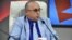 El Dr. Roberto Alvarez Fumero, que llamó por teléfono a los padres de Paloma Domínguez Caballero, visto aquí en el programa de propaganda gubernamental de la televisión cubana Mesa Redonda en abril de 2017.