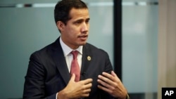 El presidente interino de Venezuela, Juan Guaidó, en entrevista con AP. 