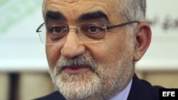 EL PRESIDENTE DE LA COMISIÓN DE SEGURIDAD NACIONAL Y POLÍTICA EXTERIOR DEL PARLAMENTO IRANÍ VISITA SIRIA