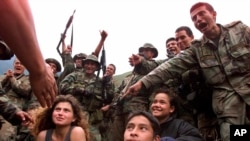 Miembros de las FARC. (AP Photo/Scott Dalton).