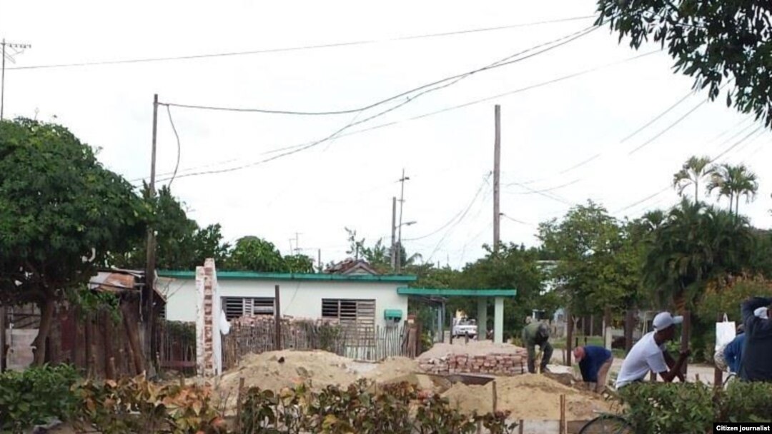 Constuyen iglesia en Vertientes. Foto: Yiorvis Bravo.