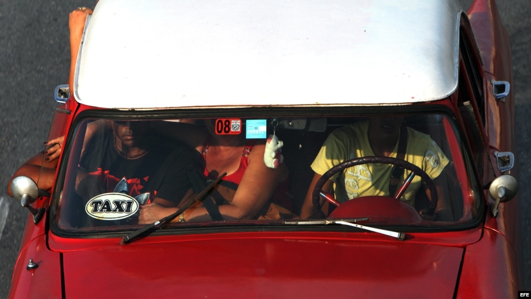 Un taxi privado.