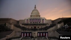 Vista del Capitolio horas antes de iniciar el histórico momento.