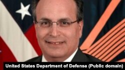 Francisco O. Mora será el nuevo representante de EEUU ante la OEA. (Foto: United States Department of Defense)