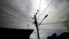 Tendido eléctrico en Guantánamo, Cuba. Foto Archivo REUTERS/Carlos Barria/File Photo