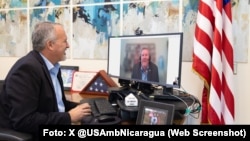 El encargado de Negocios, Mike Hammer, sostuvo una conversación con Elias Baumann, actual encargado de Negocios de la embajada en Nicaragua